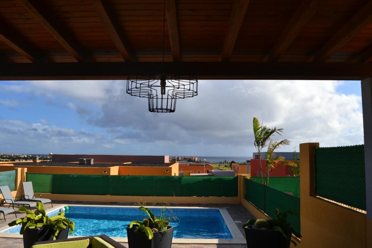 Golf Las Salinas Villa Carlotta With Private Heated Pool With Additional Cost Caleta De Fuste Dış mekan fotoğraf