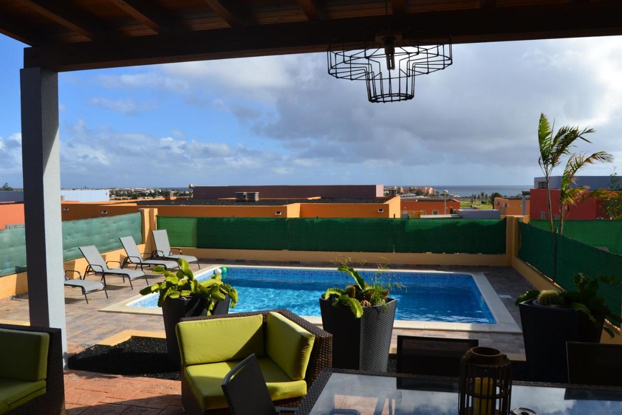 Golf Las Salinas Villa Carlotta With Private Heated Pool With Additional Cost Caleta De Fuste Dış mekan fotoğraf